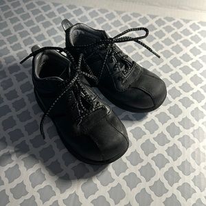 Stride rite, 7 wide toddler tech toddler, black shoes